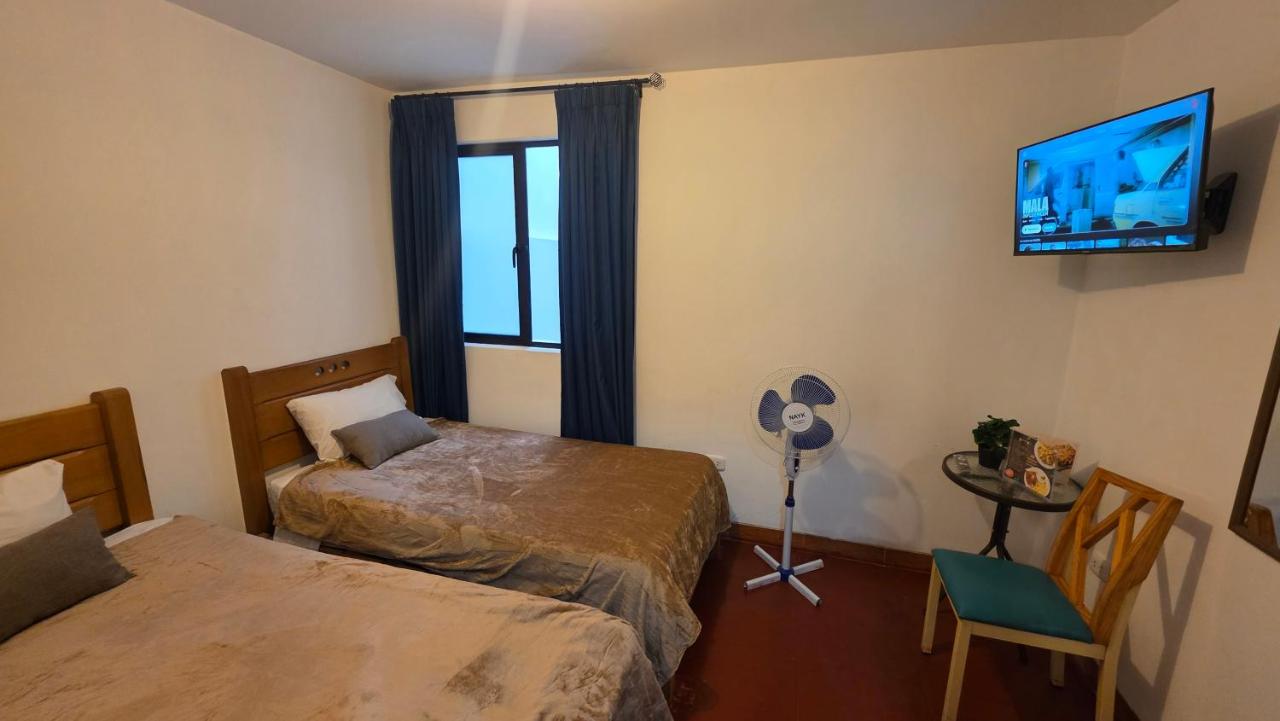 Zweibettzimmer mit eigenem Bad