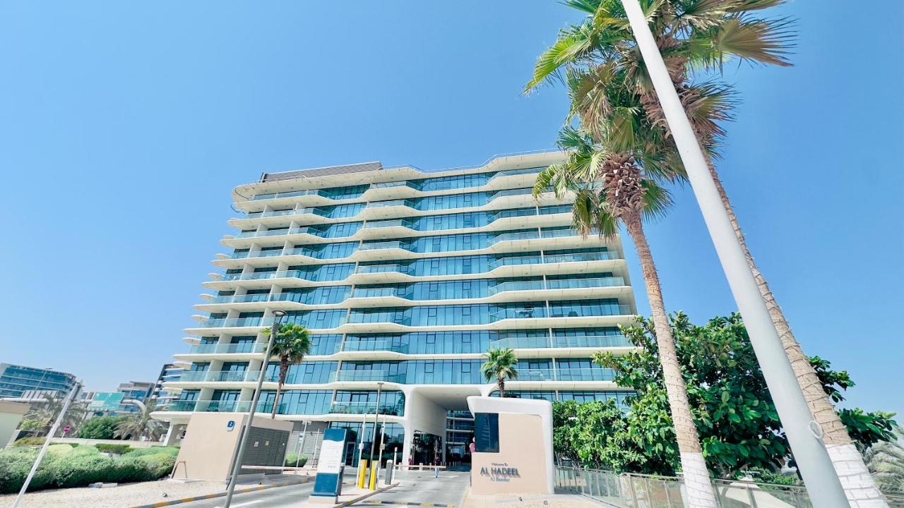 Modern 3 Bedroom Al Hadeel West Side Al Rahah Beach - B&B Abu Dhabi Island and Internal Islands City