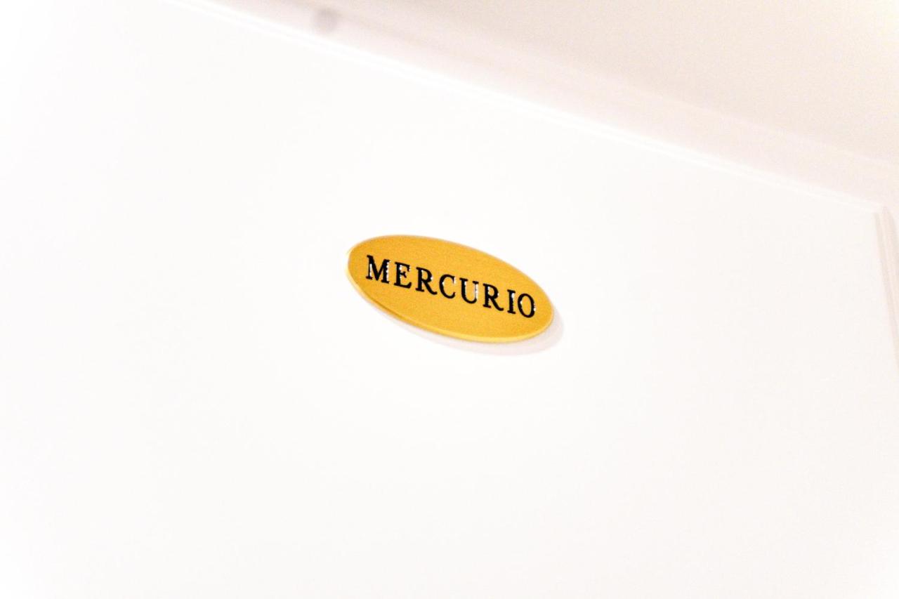 Domus Martis Elegant Suites - Just 20 meters from Verona Cathedral - B&B Verona