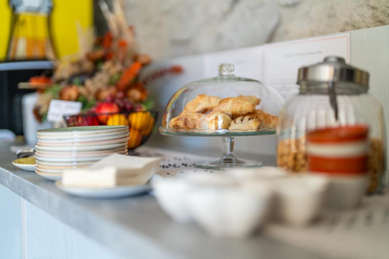 Deluxe Double Room with Bath