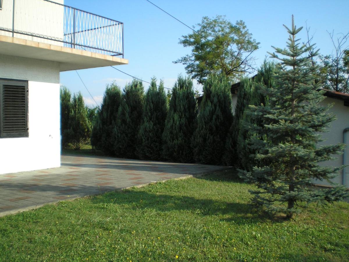 Apartments Country House Stipica - B&B