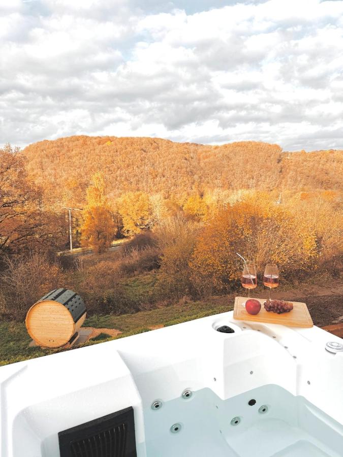 Tiny House mit Whirlpool und Sauna - B&B Bermel