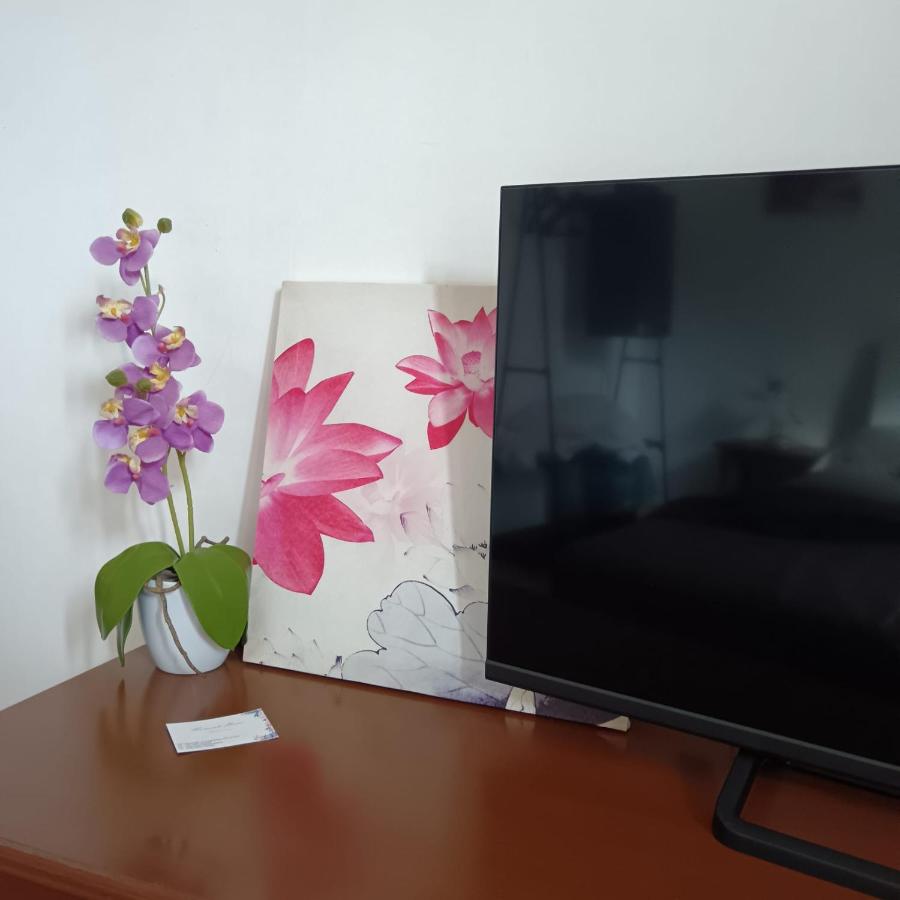 Deluxe Room (2 Adults + 1 Child)