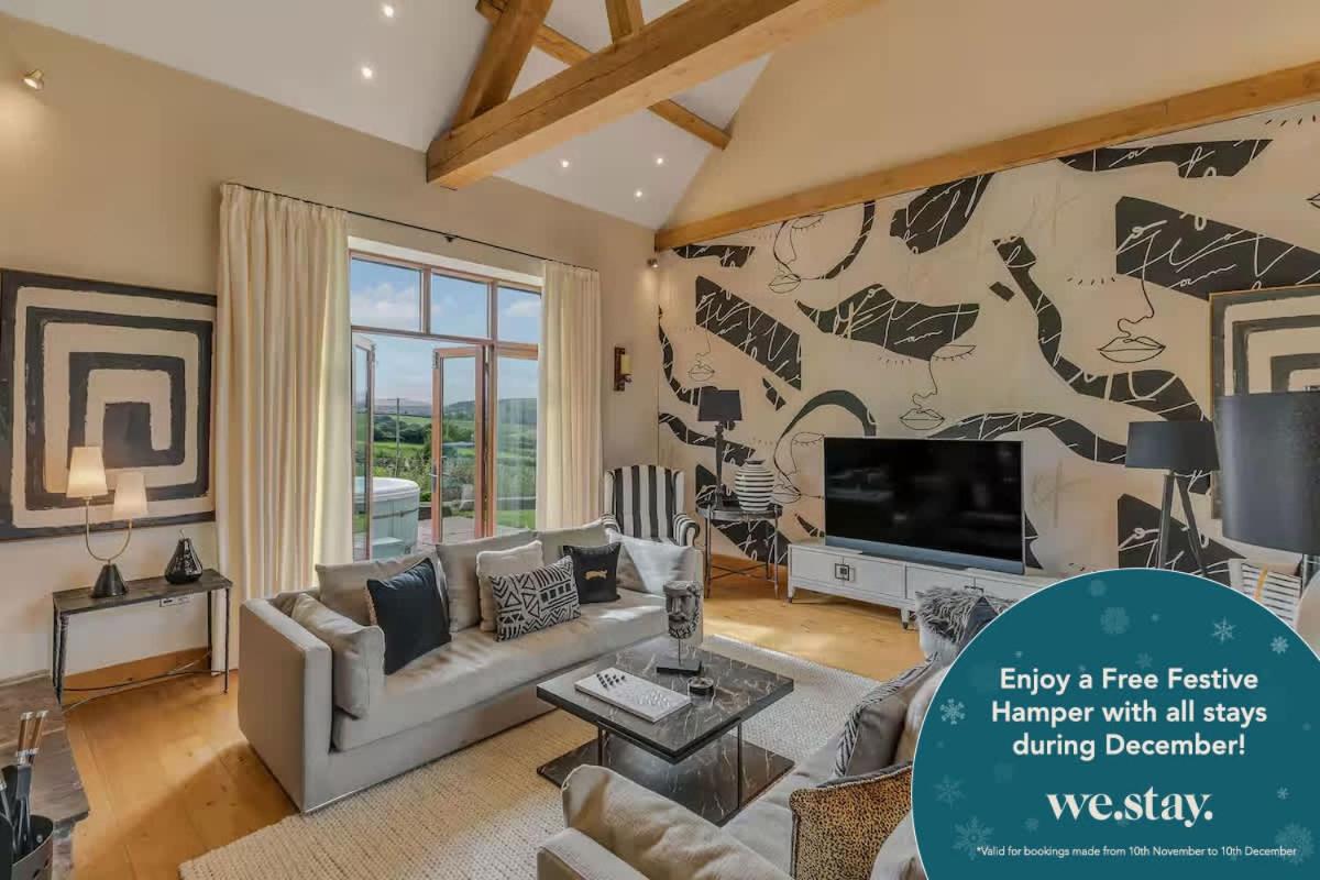 Hilltop View with Hot Tub - B&B Brecon