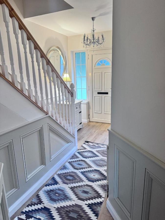 Clones Town House - Bed and Breakfast Feevaghmore