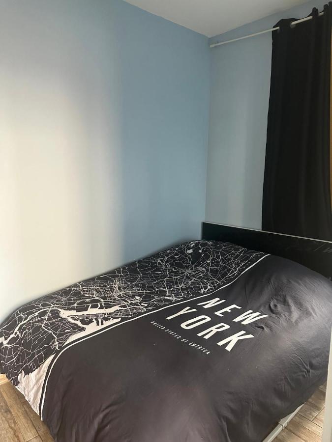 2p plein centre d'Antibes, 500m Bord de Mer - B&B Antibes