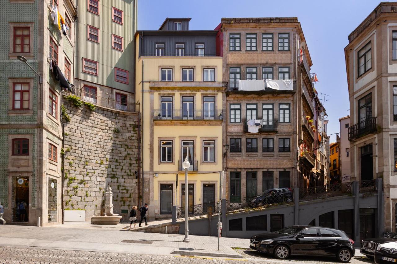 Ribeira Apartments Flores - B&B Oporto