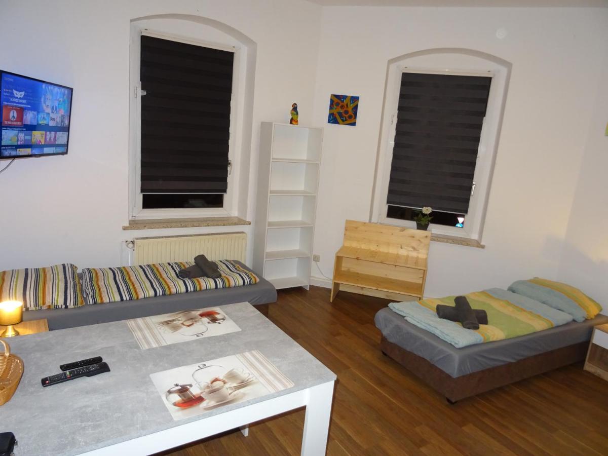 FLEX Aparts - möblierte Wohnung in Zwickau - Chambres d’hôtes Zwickau