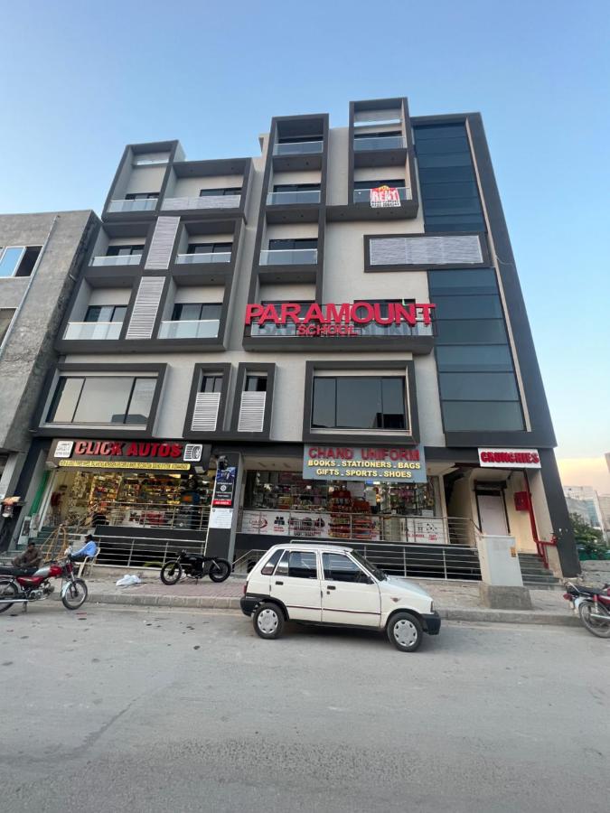 Luxury & Comfortable 1 Bed Furnished Apartment Bahria town Rawalpindi Islamabad One bedroom flat - B&B Rawalpindi