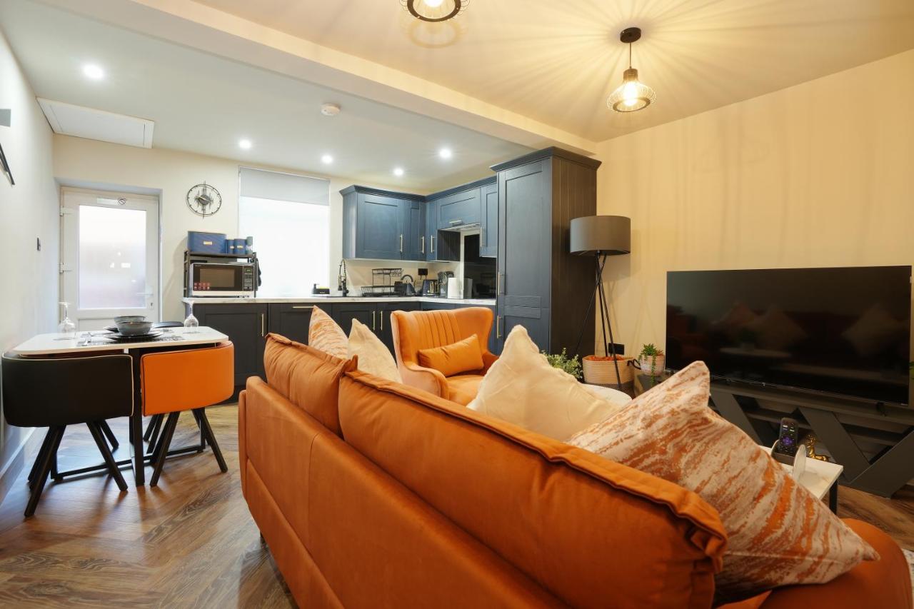 Modern 2BR Flat Free Parking Central Sheffield - Bed and Breakfast Sheffield