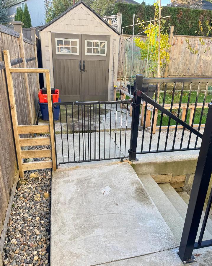 Excellent Place to Stay - Ferienwohnung Coquitlam