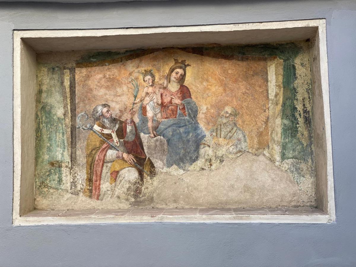 Blu Klein - B&B Foligno