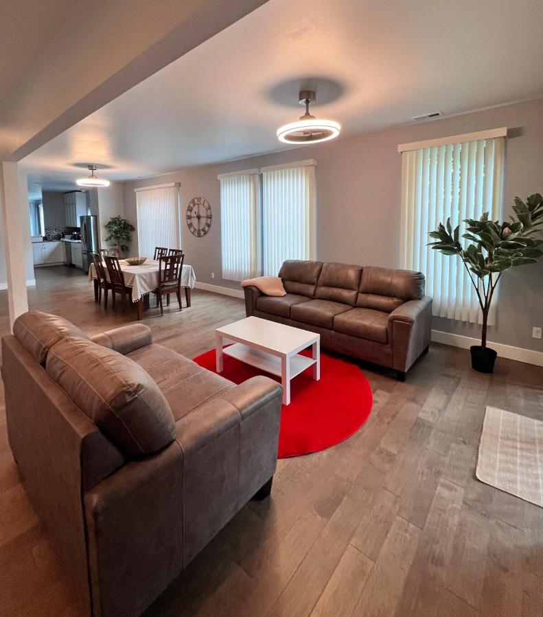 Cozy and stylish 3BR house - Chambres d’hôtes Tacoma
