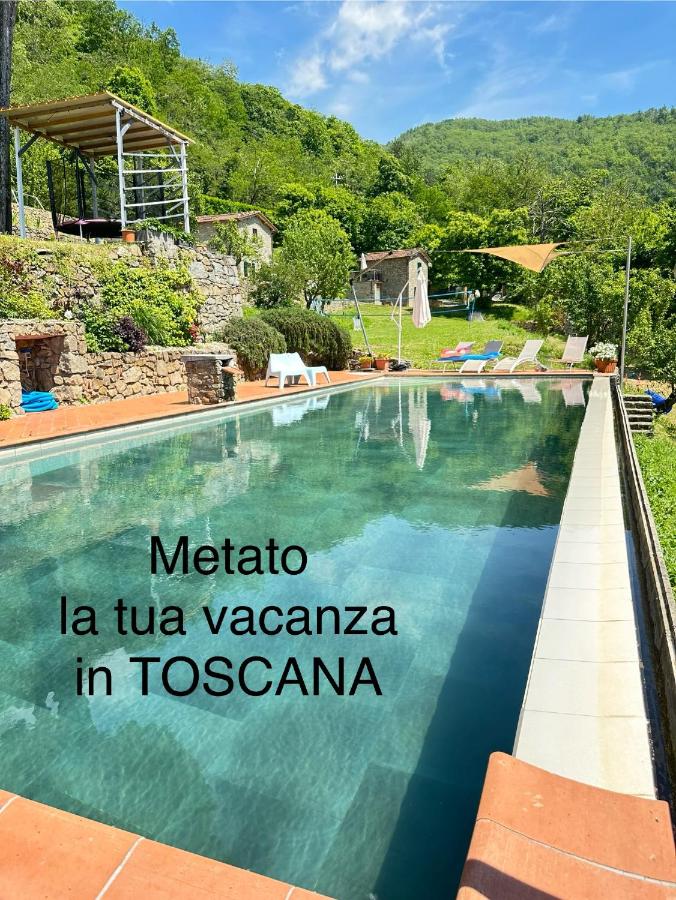 Metato con piscina e giardino - B&B Casabasciana