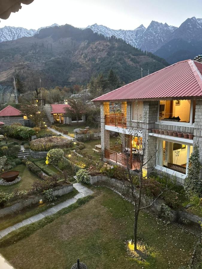 ORZU Boutique Stays Manali - B&B Manāli