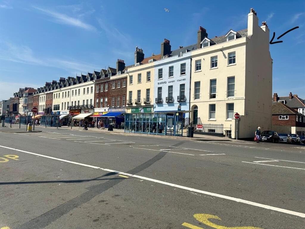 Cosy Studio Steps From Beach - B&B Weymouth