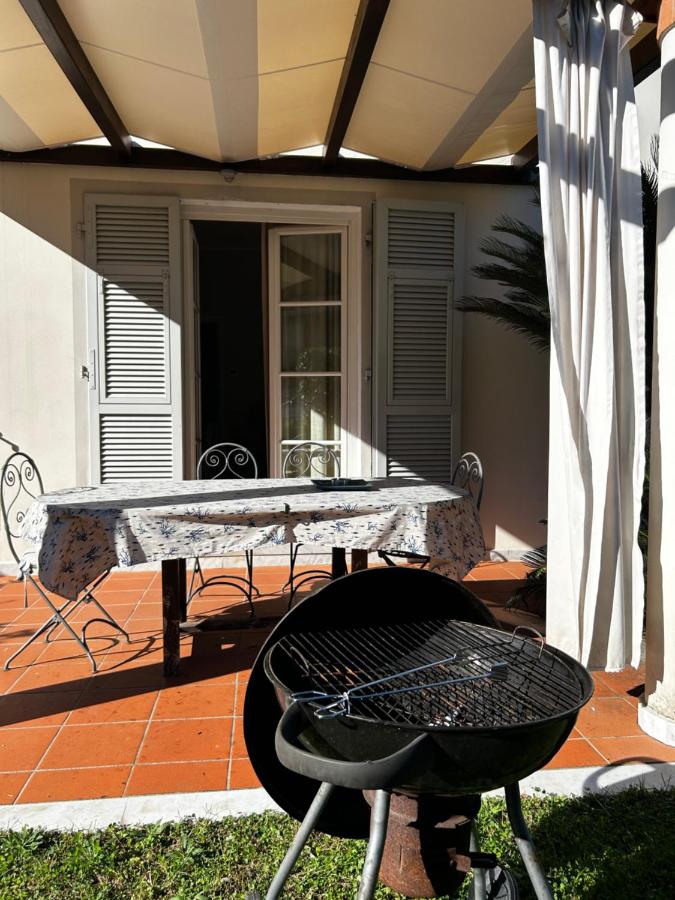 Giardino della Bassa - B&B Marina di Carrara