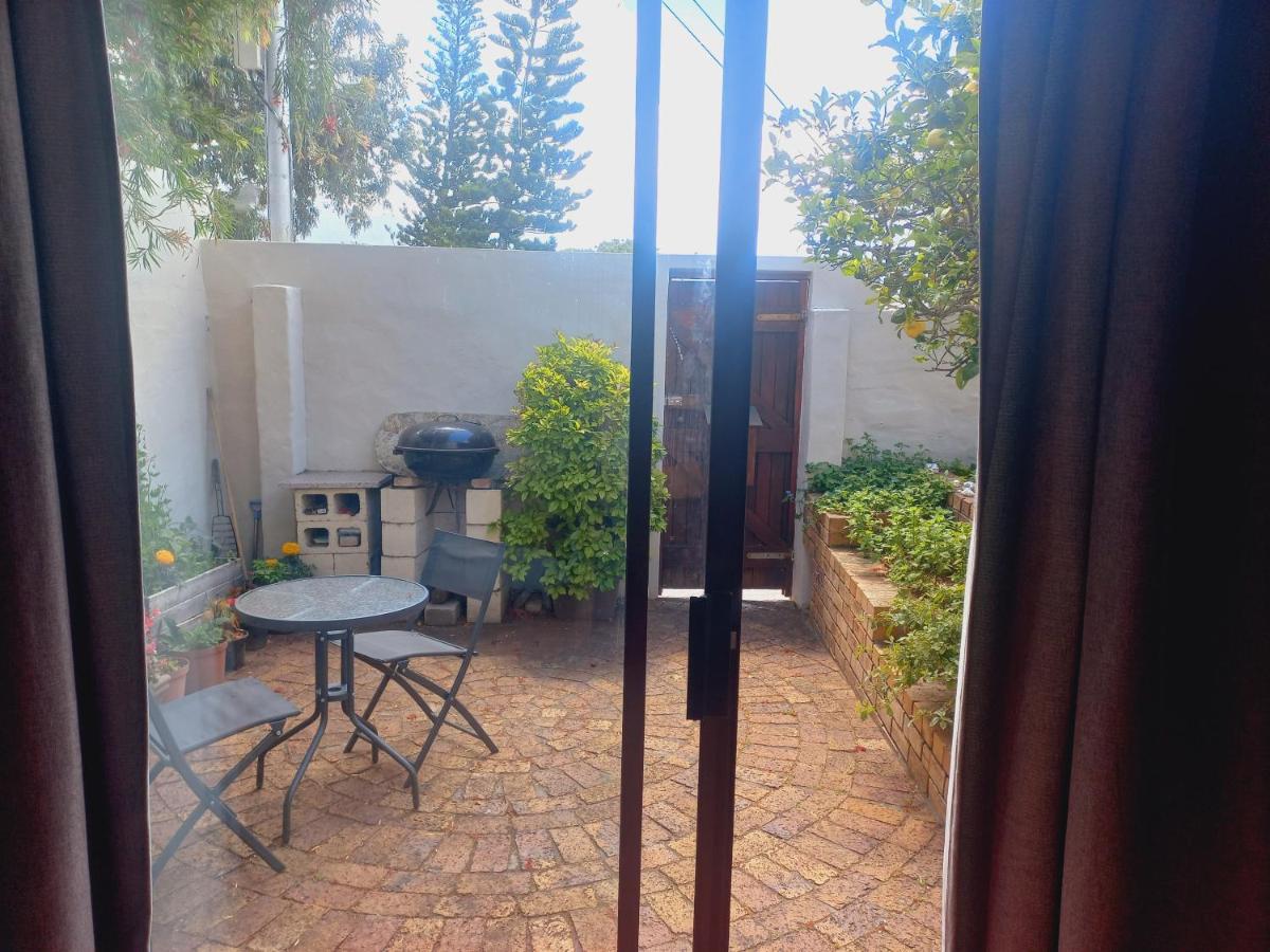 Cozy Studio Next to the Vlei and Nature Reserve - B&B Lakeside