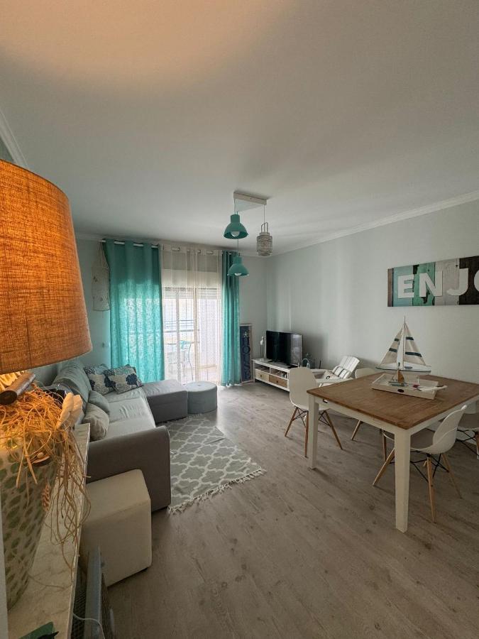 Beach House - B&B Quarteira