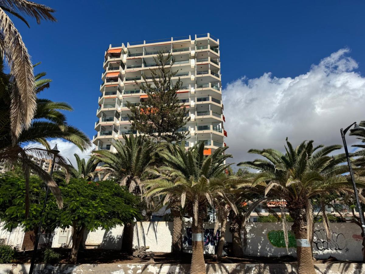 NEW The Terrace by the Sea, Infinity views, Comodoro Los Cristianos Tenerife - Chambres d’hôtes Los Cristianos