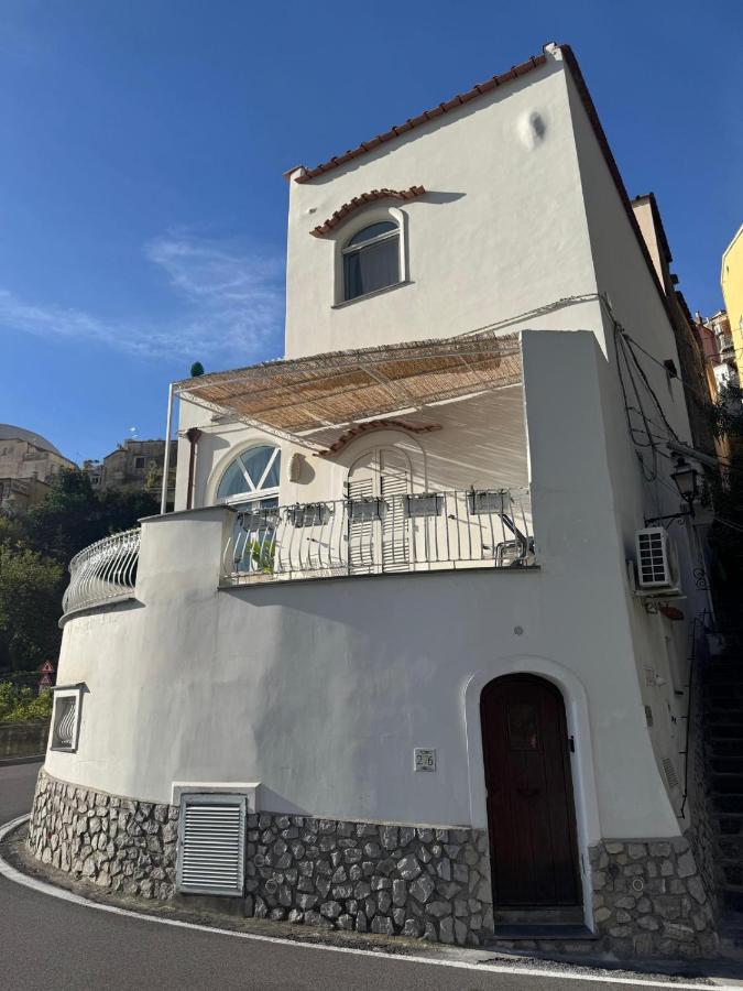 Positano cozy apartment on street level - Chambres d’hôtes Positano