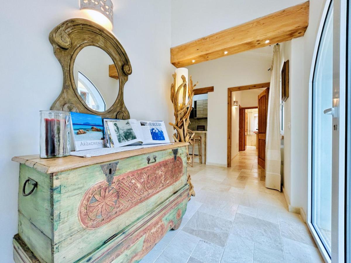 Villa "Faro dei Monaci" a Baia Sardinia - B&B Baja Sardinia