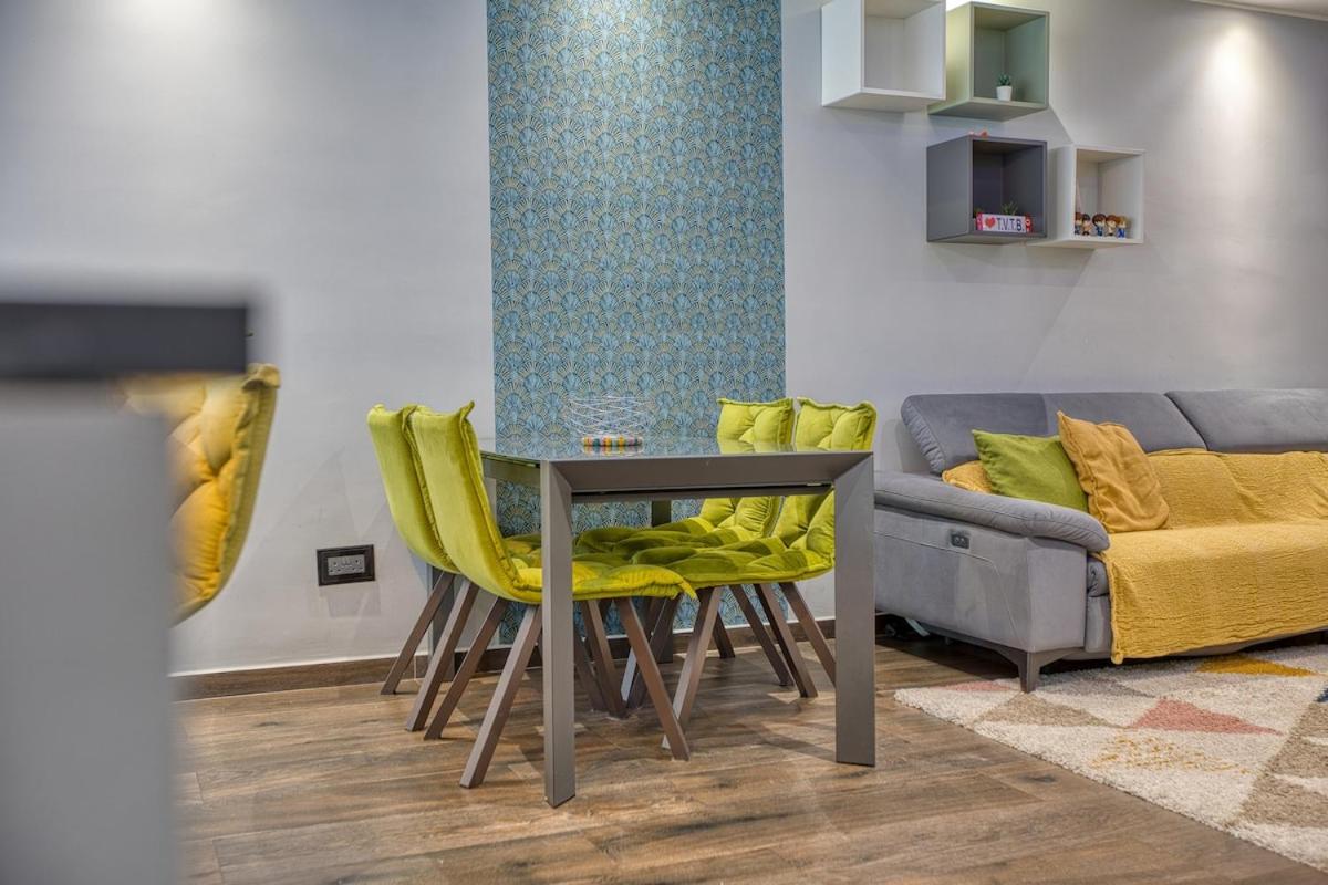 Bugibba Central Apartment 2 minutes from the sea - Bed and Breakfast San Pawl il-Baħar