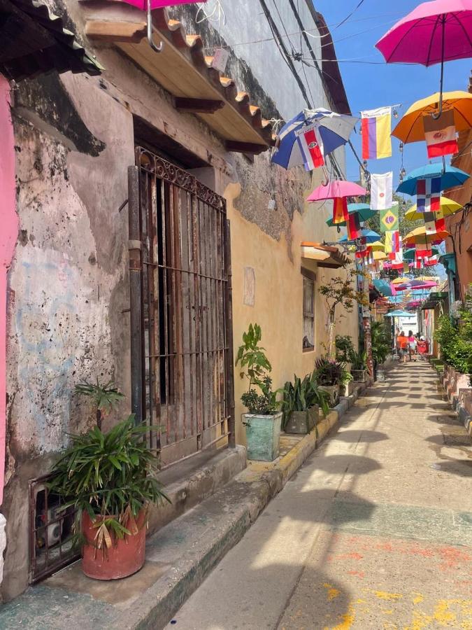 Casa del Tunel Lodge in Getsemani - Chambres d’hôtes Carthagène