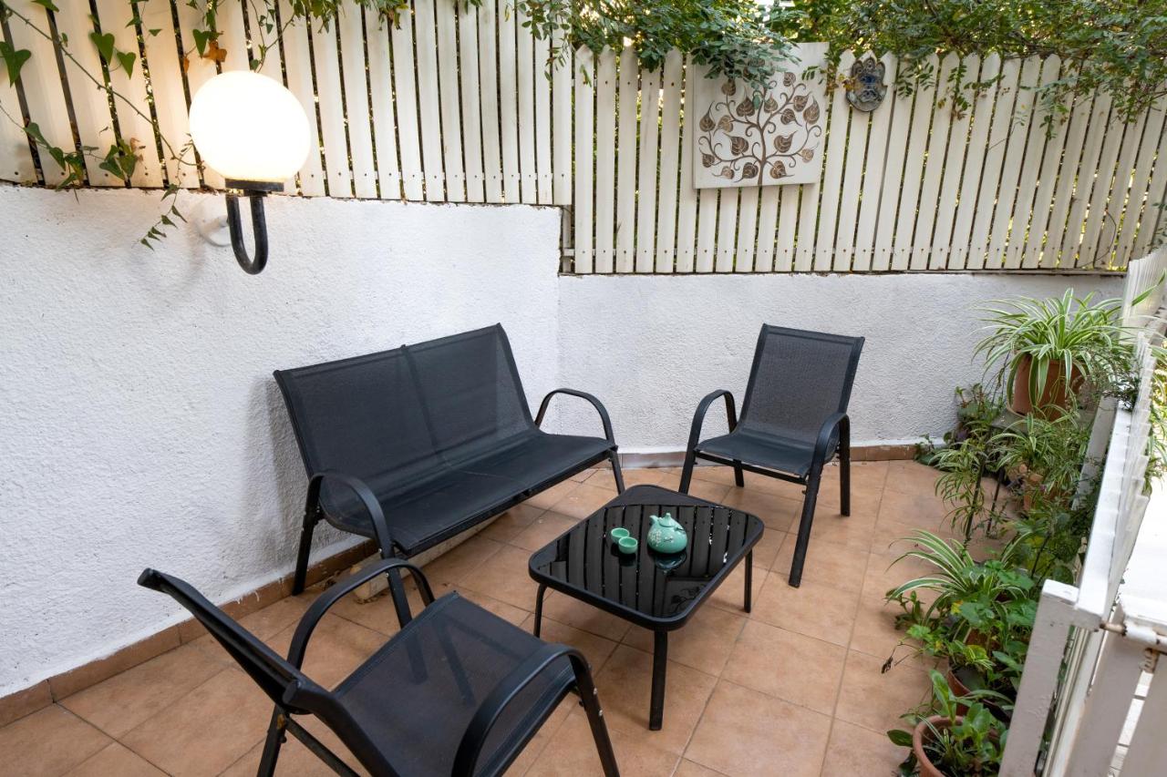 Brown Emerald - B&B Haifa