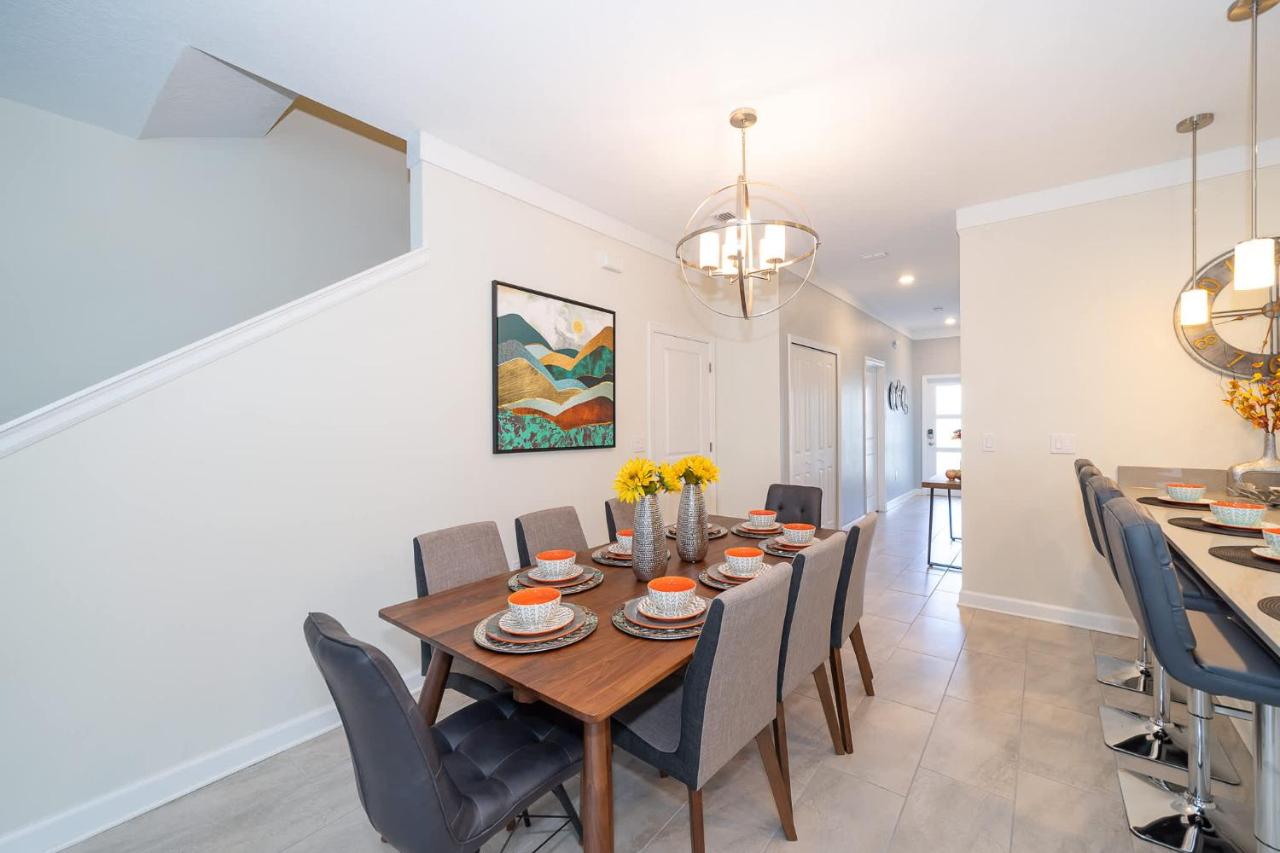 Family Townhome Retreat in Champions Gate - Ferienwohnung Kissimmee