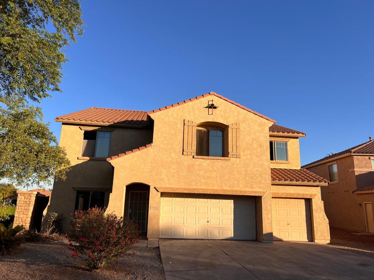 West Valley Tiny Room Bennet - B&B Phoenix