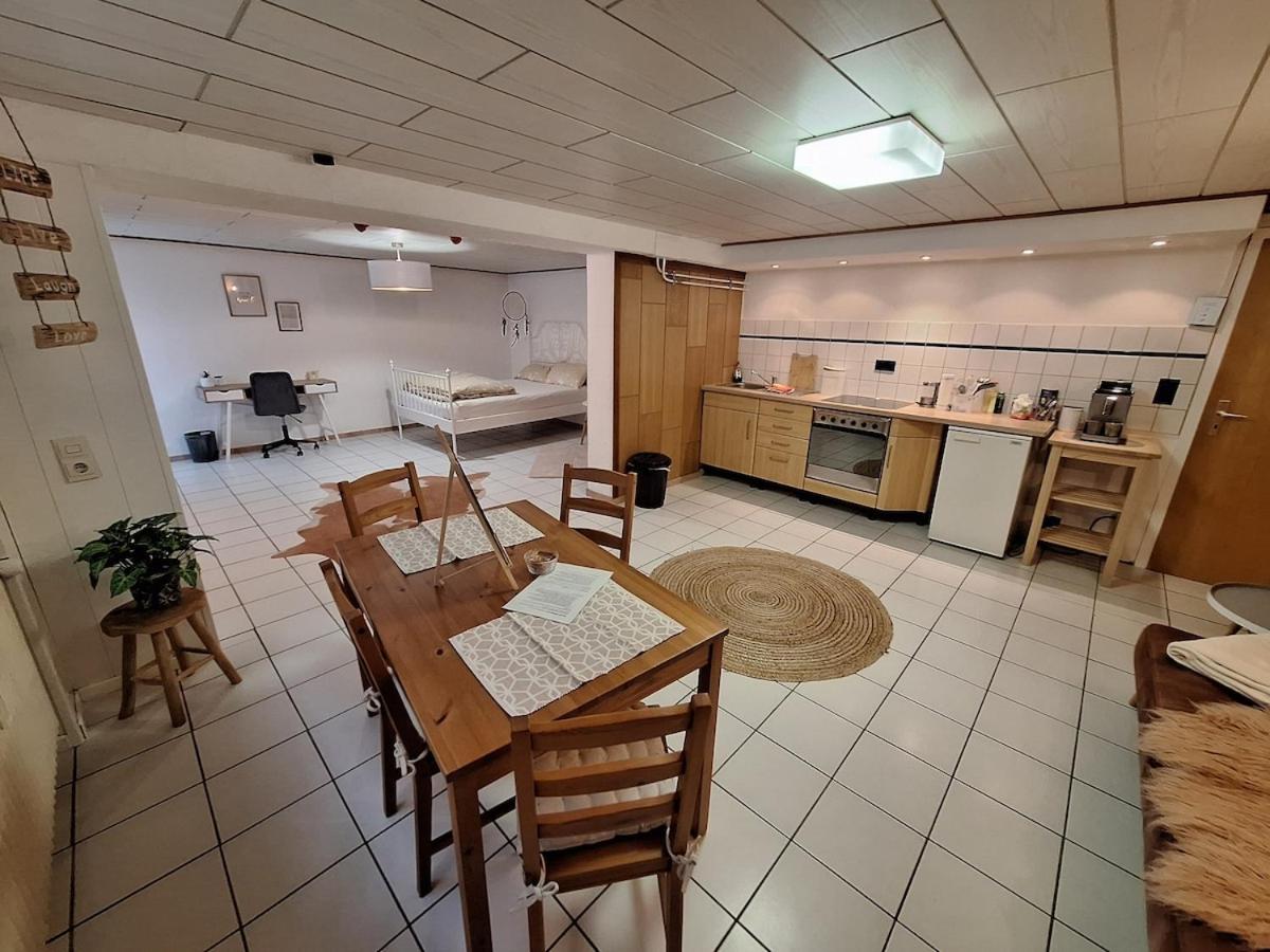 Rheinperle - Feel at home Entire apartment - Bed and Breakfast Lampertheim