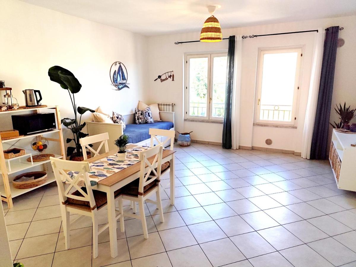 Almarea Beach - Essenza del mare, calore di casa - B&B Imperia