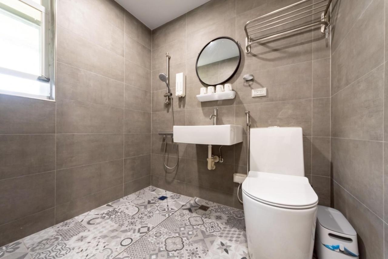 Quadruple Room with Private Bathroom