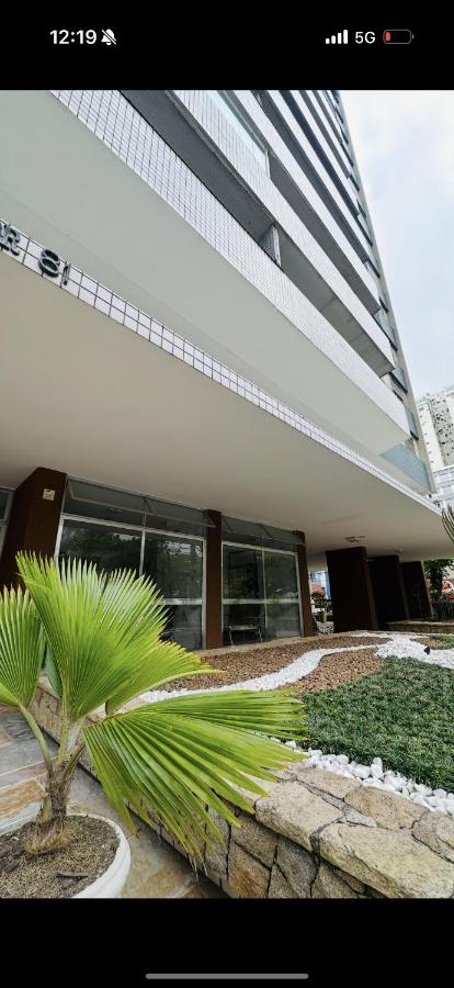 Apartamento Guarujá, com sacada vista mar! Pé na areia, Lindo! - Chambres d'hôtes Guarujá