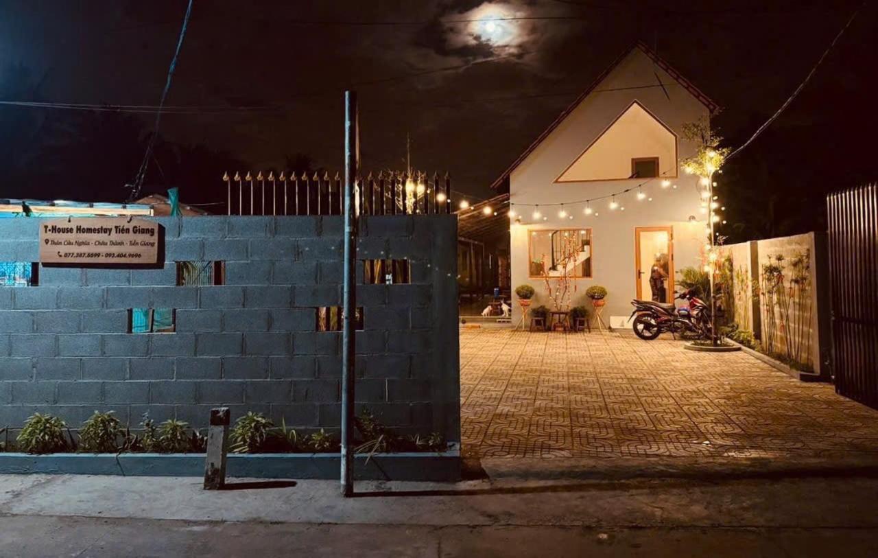 T-House Homestay Tiền Giang - B&B Bến Tranh