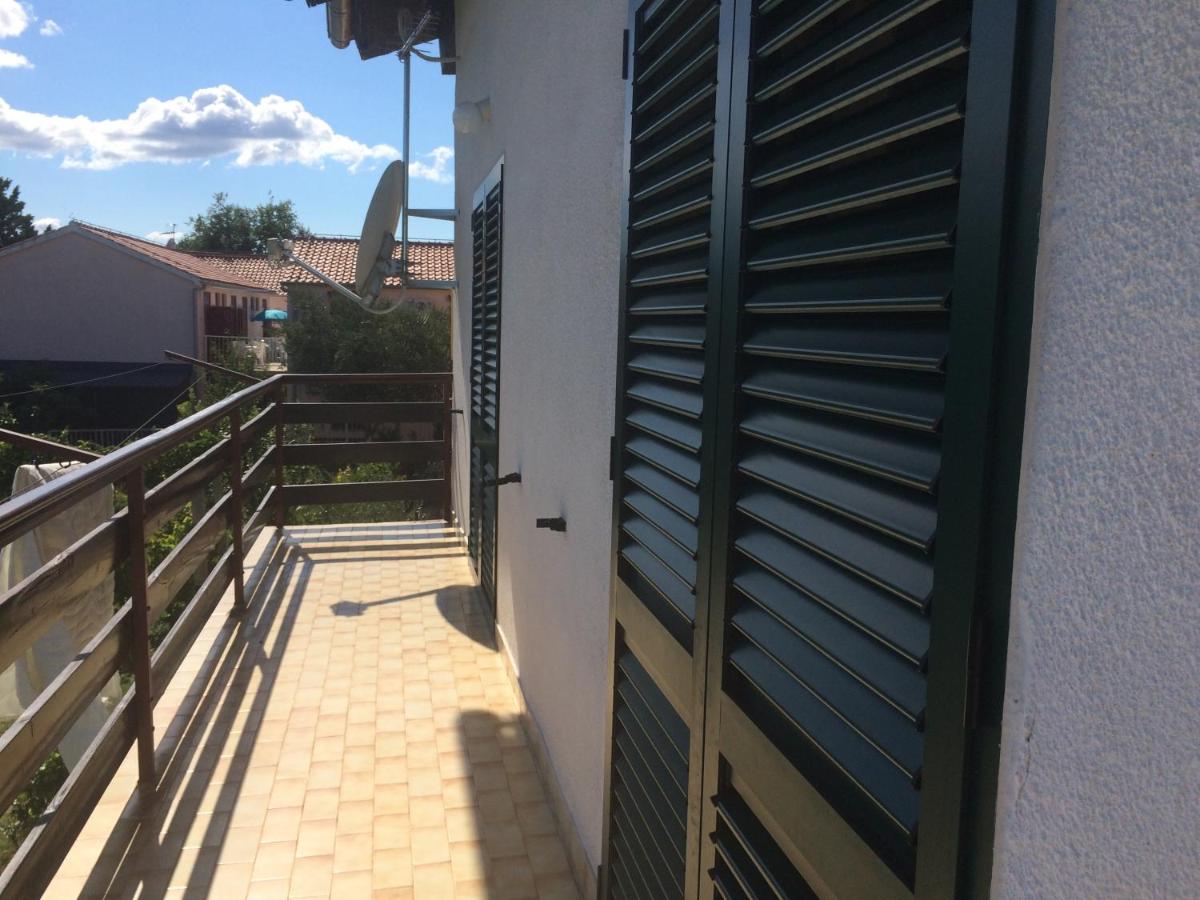 Apartman Ana-Zora - B&B Posedarje