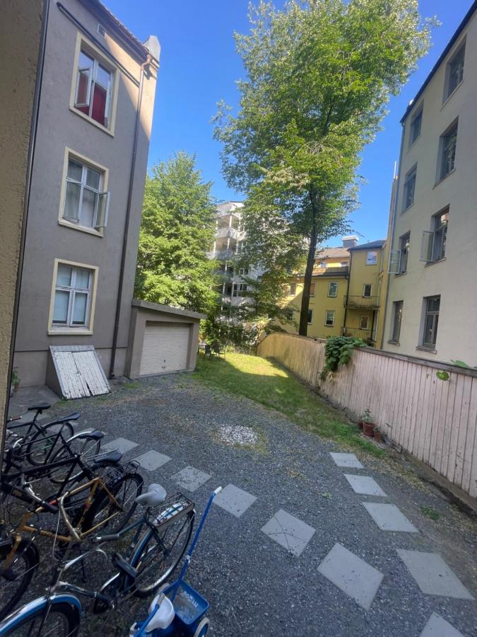 57 Hideaway - stay at old town 57sqm apt Oslo centre - B&B Oslo
