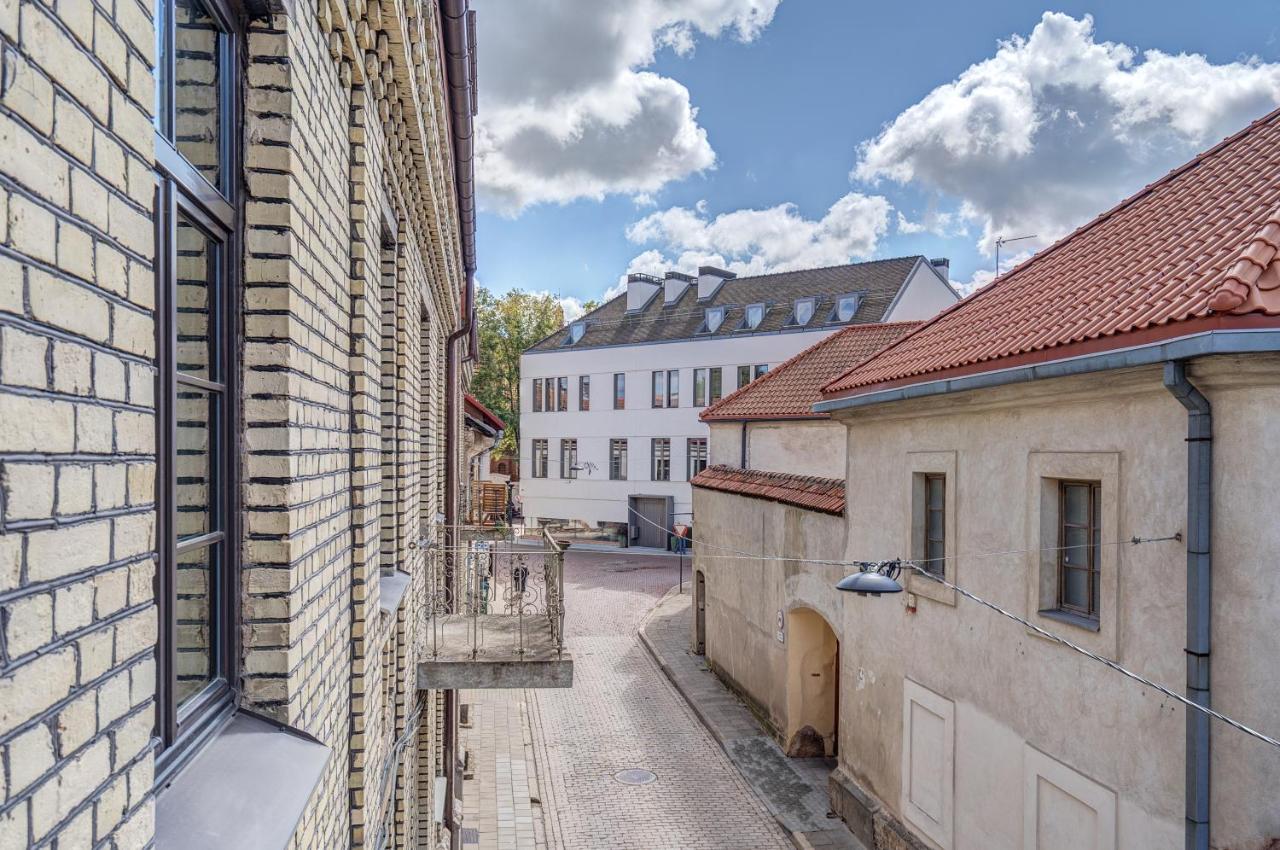 Apartment mit Balkon