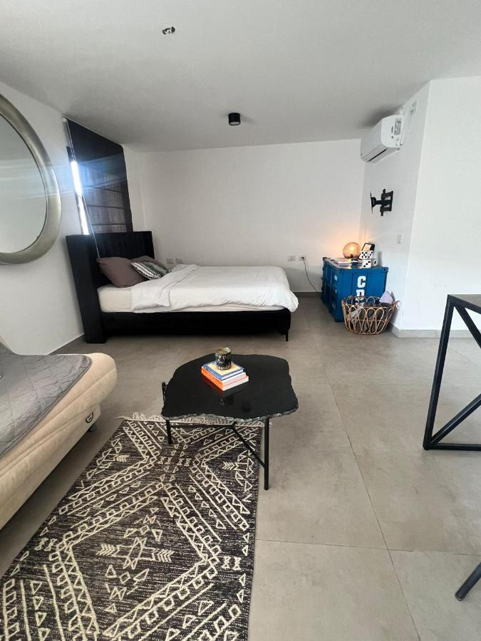 הסטודיו - Bed and Breakfast Beër Sjeva