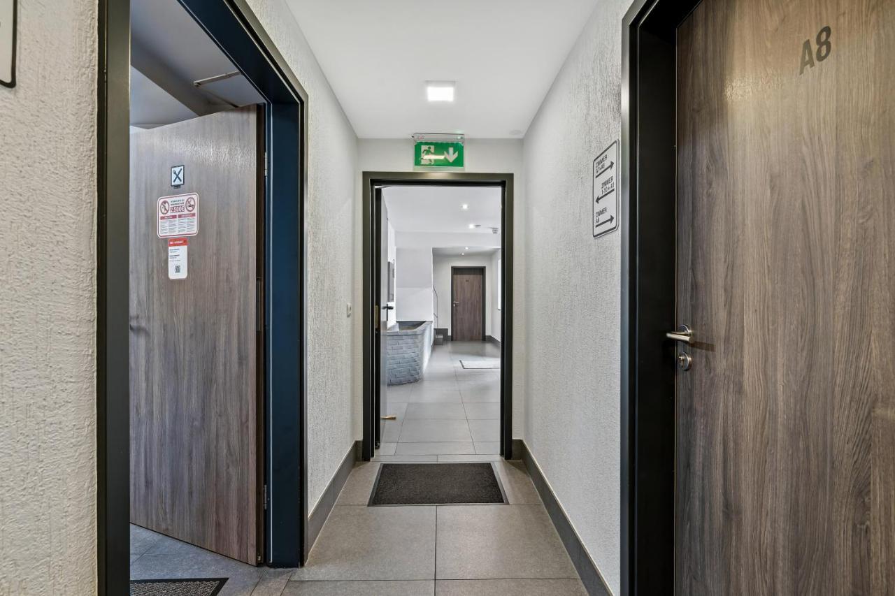 Hotel Engelsburg - Apartments - Ferienwohnungen - B&B Remscheid