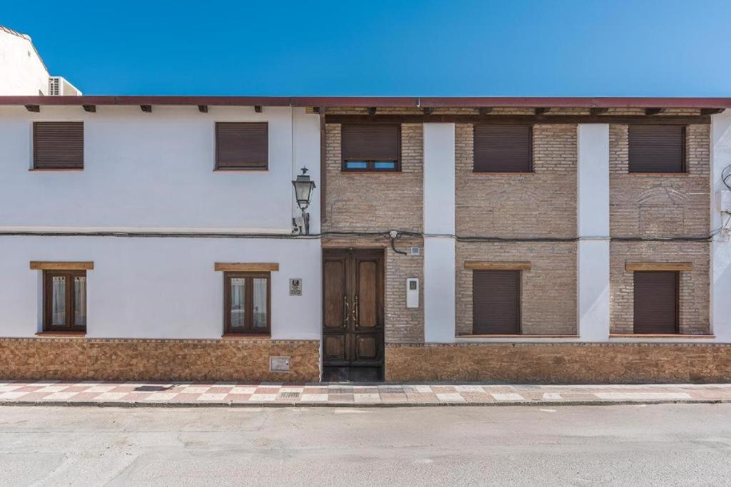 Apartamentos la Vega de Granada - B&B Ambroz