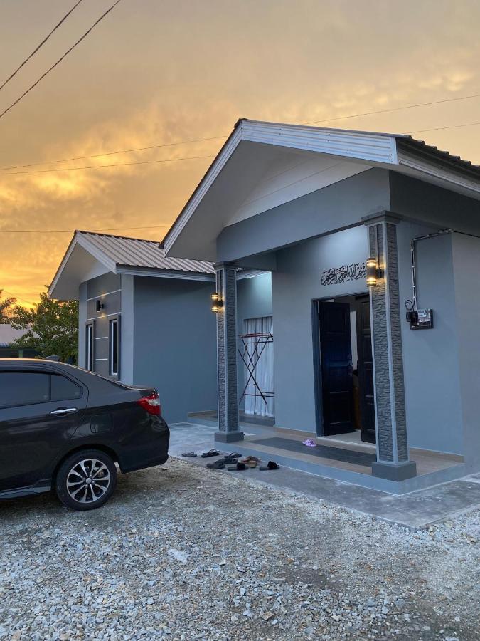 Teratak Atok Abah Kampung Sg Bagan Laut - Ferienwohnung Rengit