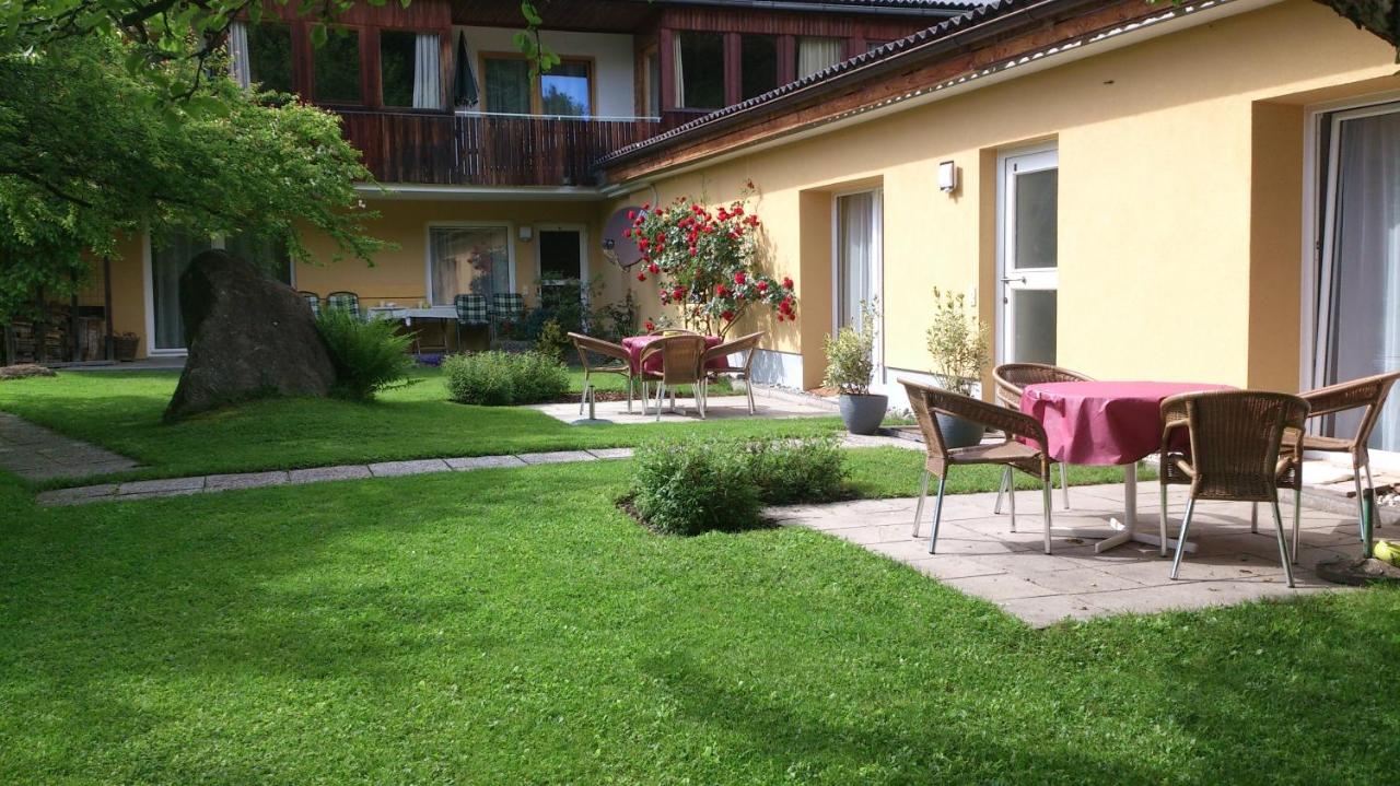 B&B Bodensdorf - Ferienwohnungen Vidoni - Bed and Breakfast Bodensdorf