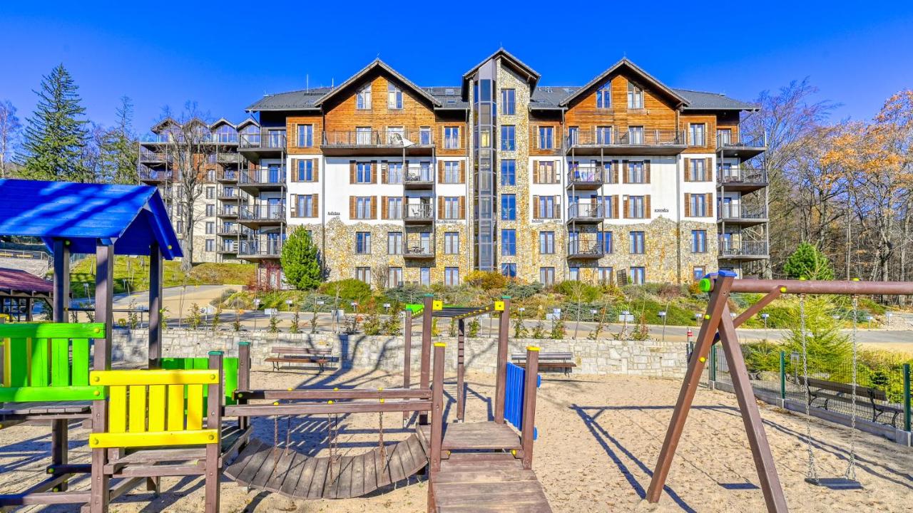 Apartamenty Górna Resort by Royal Aparts - Chambres d’hôtes Szklarska Poręba