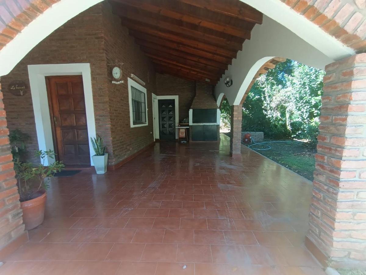Casa Quinta con Piscina Barrio Cerrado Ezeiza - B&B Máximo Paz