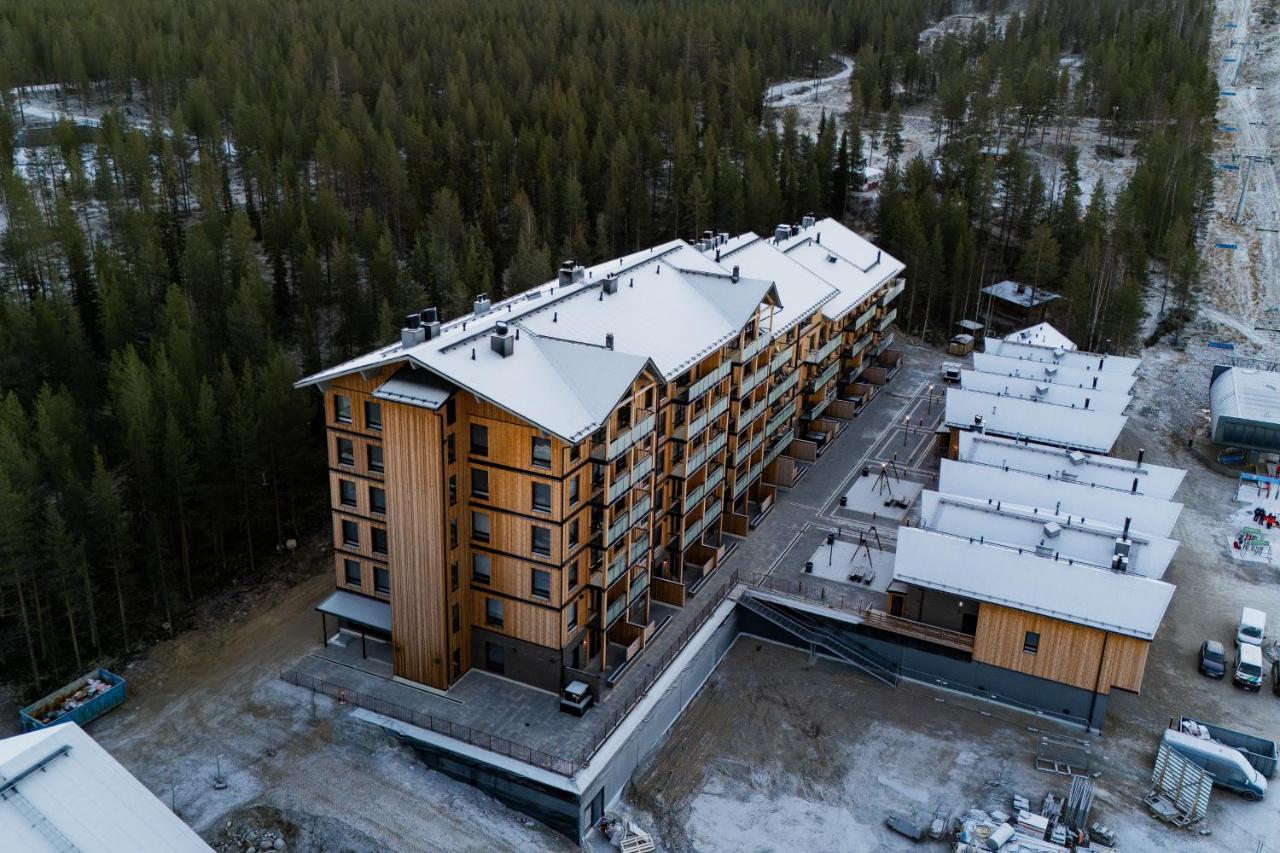 Le Chalet Lingonberry D3 Ski-in Ski-out - Hot Tub by Aavalevi - B&B Levi