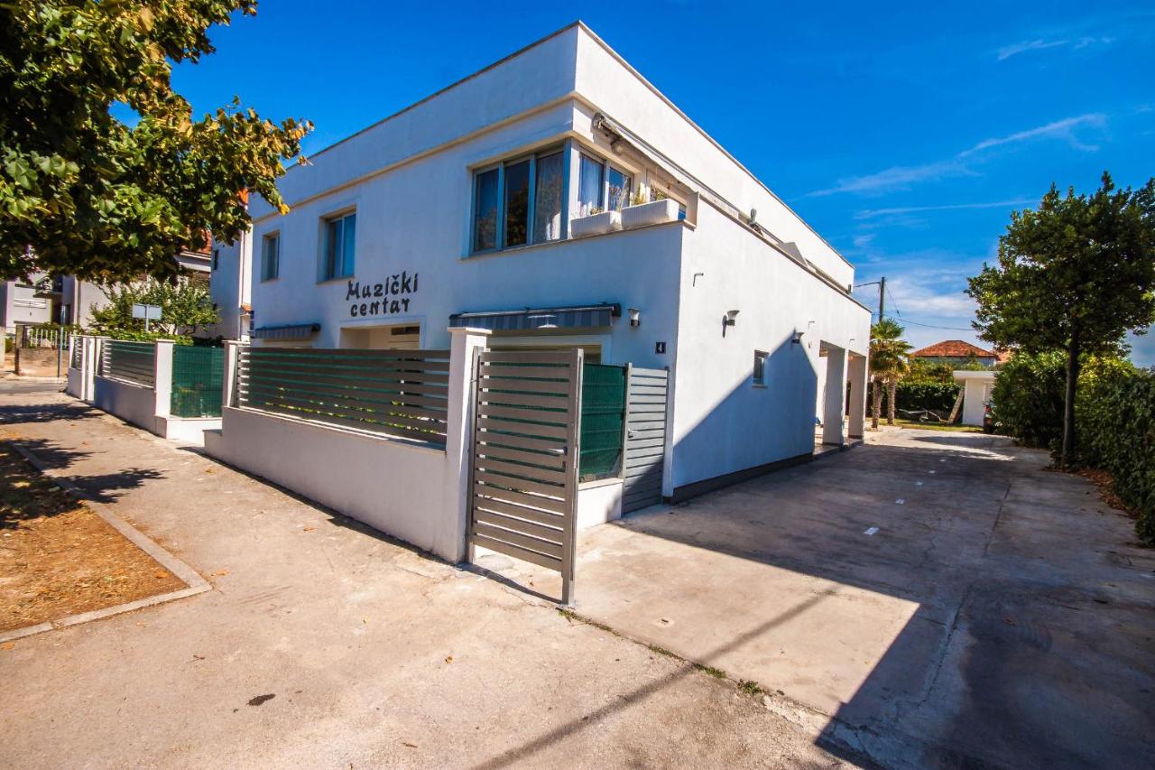 Apartments Gardelin Superior - Bed and Breakfast Zadar