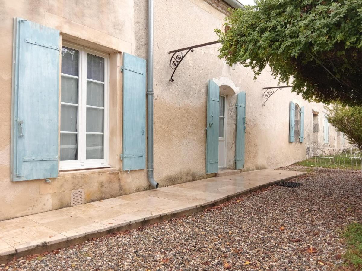 Gîte Seringa - Maison en pleine campagne - 5 minutes centre équestre - B&B Barbaste