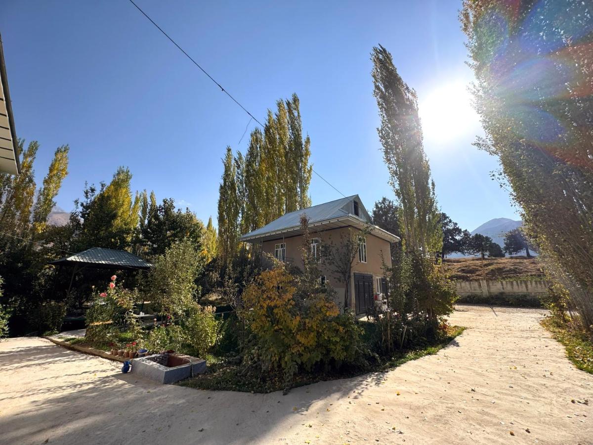 Bogishamol Homestay, Gelon Village - B&B G‘ilon